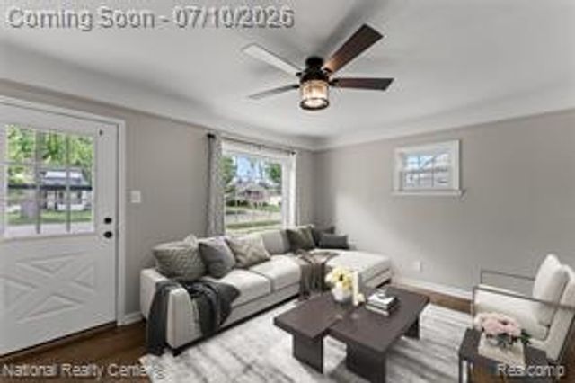 21523 Fresard Street, Saint Clair Shores, MI 48080
