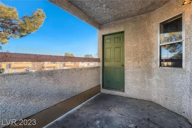 6233 Ilanos Lane, Las Vegas, NV 89108