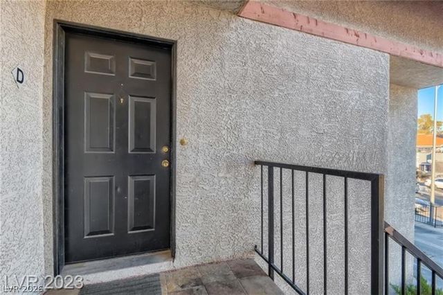 6233 Ilanos Lane, Las Vegas, NV 89108