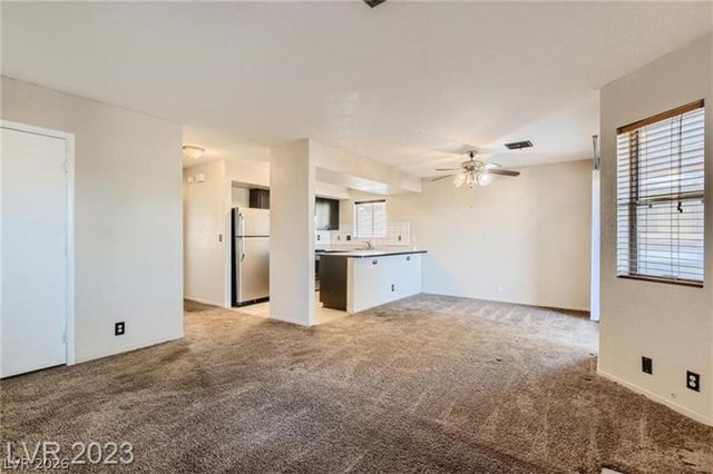 6233 Ilanos Lane, Las Vegas, NV 89108