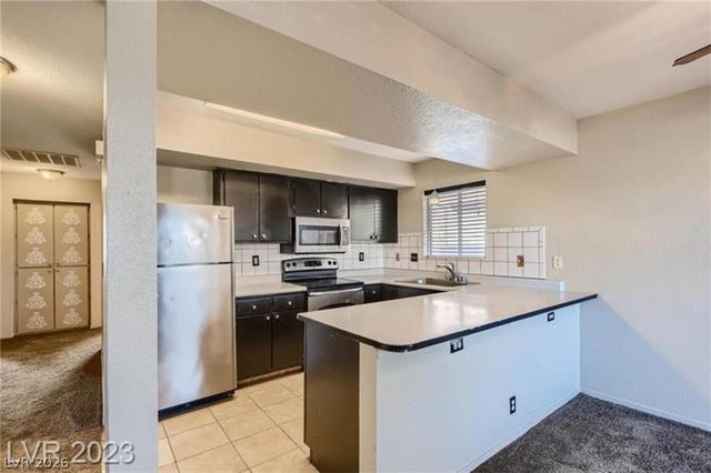 6233 Ilanos Lane, Las Vegas, NV 89108