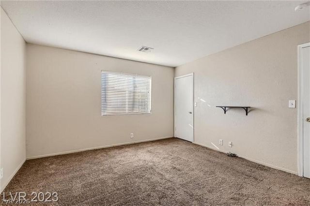 6233 Ilanos Lane, Las Vegas, NV 89108