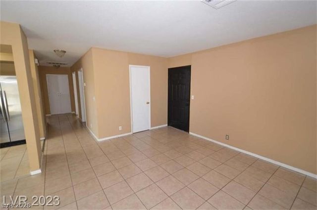 6233 Ilanos Lane, Las Vegas, NV 89108