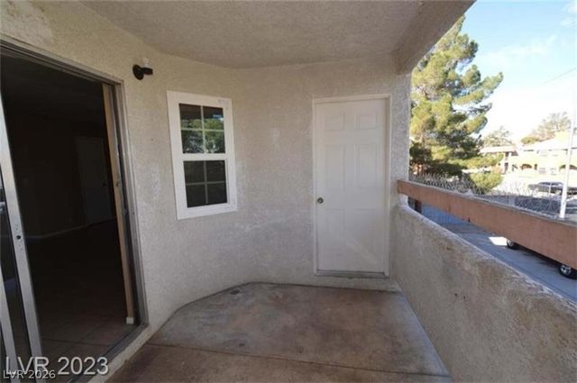 6233 Ilanos Lane, Las Vegas, NV 89108