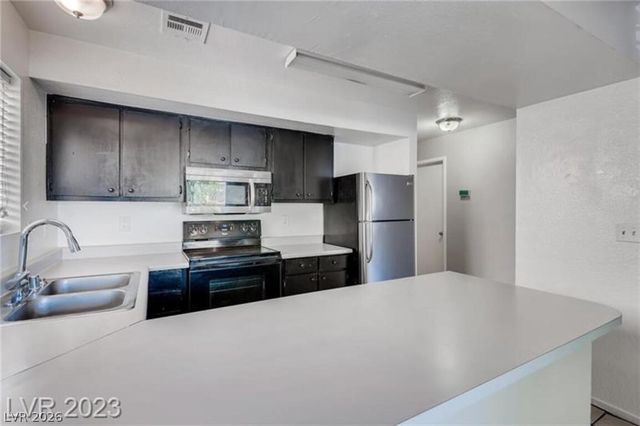 6233 Ilanos Lane, Las Vegas, NV 89108