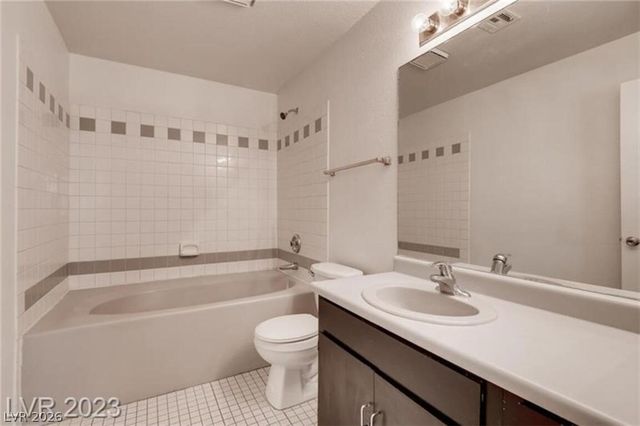 6233 Ilanos Lane, Las Vegas, NV 89108