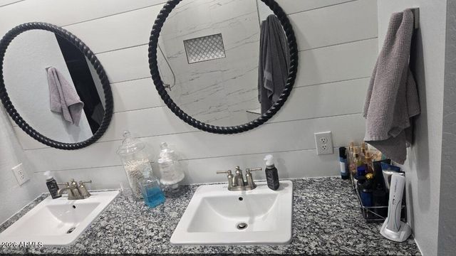 4164 W SUNCUP Drive, San Tan Valley, AZ 85144