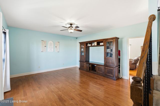 1928 Clearwater Dr, Lawrenceburg, KY 40342