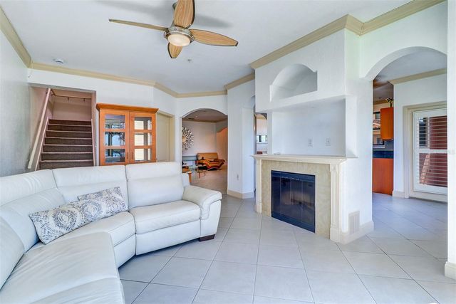 2757 VIA CIPRIANI 1114A, Clearwater, FL 33764