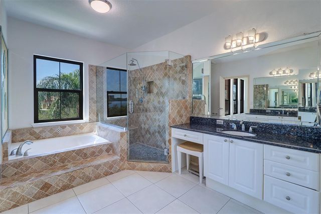 2757 VIA CIPRIANI 1114A, Clearwater, FL 33764