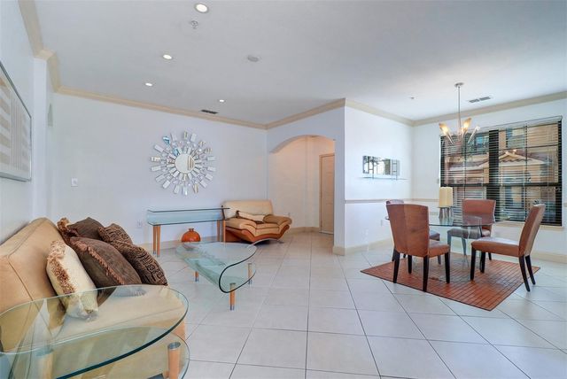 2757 VIA CIPRIANI 1114A, Clearwater, FL 33764