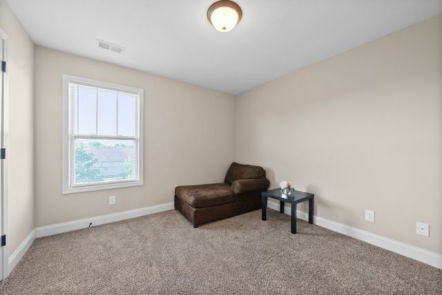 1006 Sunrise Dr, Clarksville, TN 37042