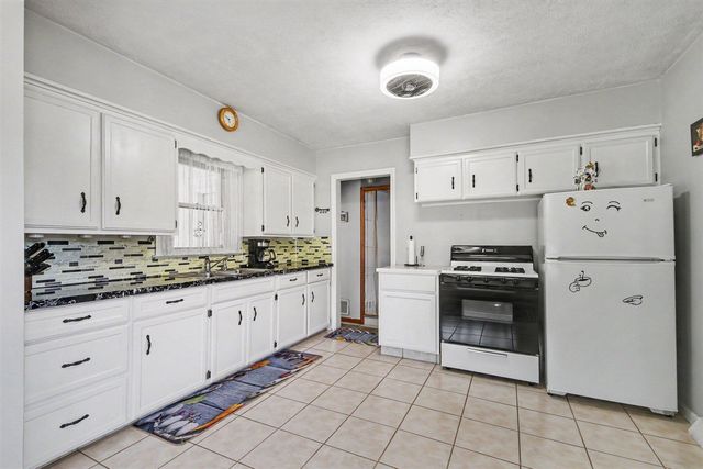 3810 Clyde Park Avenue, Wyoming, MI 49509