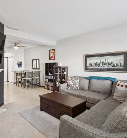 2162 Ridgeview Circle, Clive, IA 50325