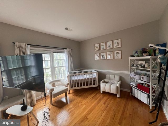 7443 CARRIAGE HILLS DR, Mclean, VA 22102