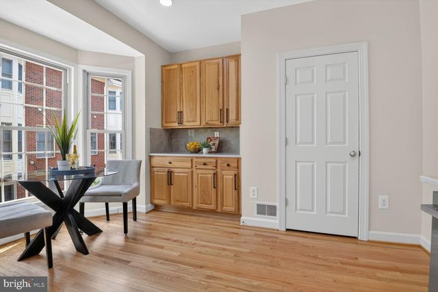 1113-D N STUART ST, Arlington, VA 22201