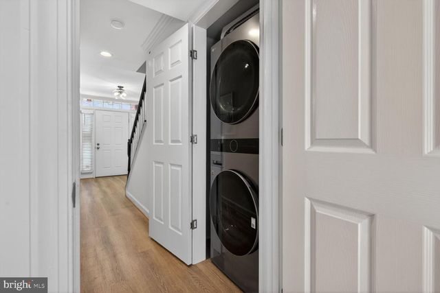 1113-D N STUART ST, Arlington, VA 22201