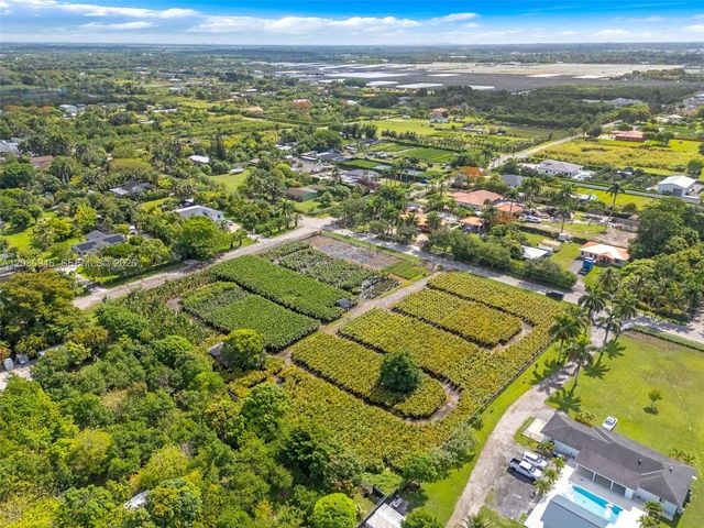 208 st SW 198 av, Miami, FL 33187