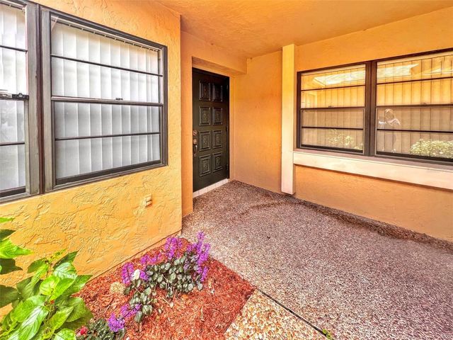 5549 BOULDER BOULEVARD 7, Sarasota, FL 34233