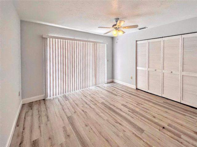 5549 BOULDER BOULEVARD 7, Sarasota, FL 34233