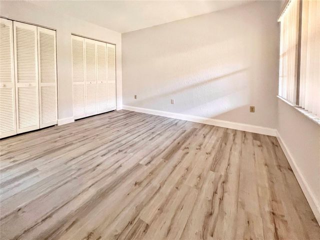 5549 BOULDER BOULEVARD 7, Sarasota, FL 34233