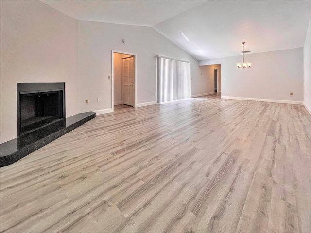 5549 BOULDER BOULEVARD 7, Sarasota, FL 34233