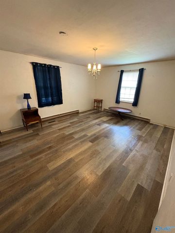 1511 SE 10th Avenue, Decatur, AL 35601