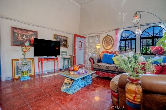 628 E 76th Place, Los Angeles, CA 90001