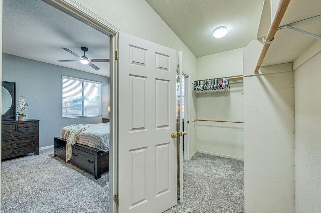 Image 29 of property listing at 588 Peach Drive, Chowchilla, CA 93610