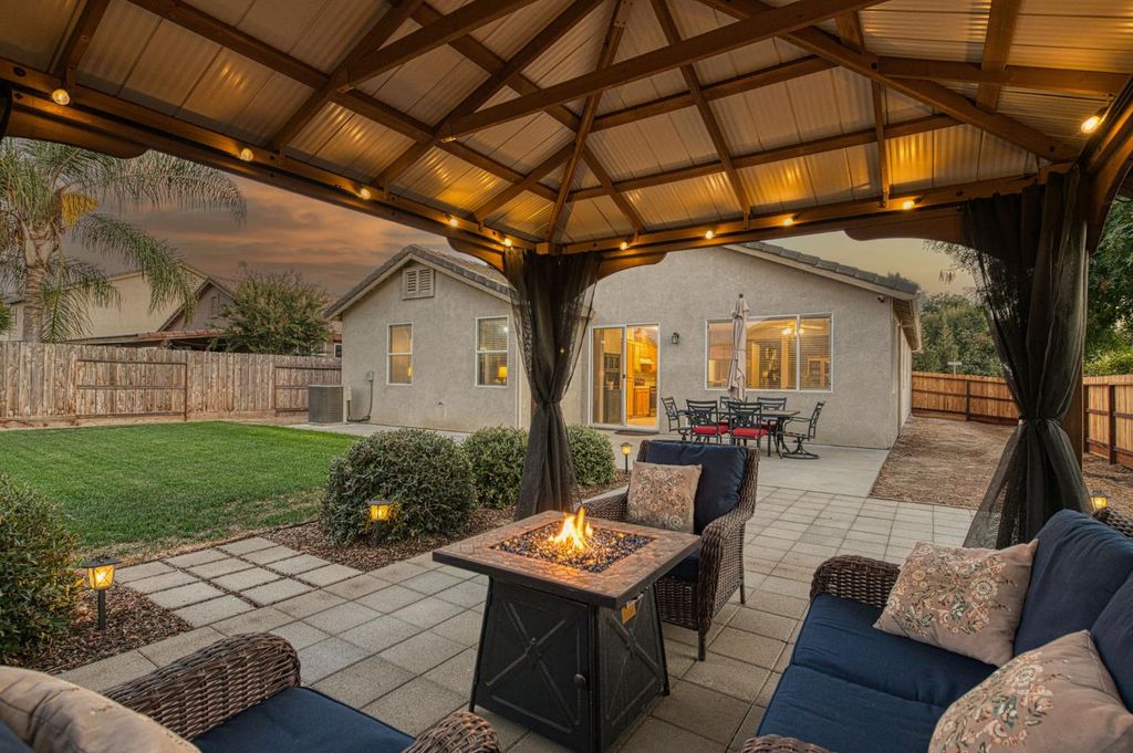 Image 51 of property listing at 588 Peach Drive, Chowchilla, CA 93610