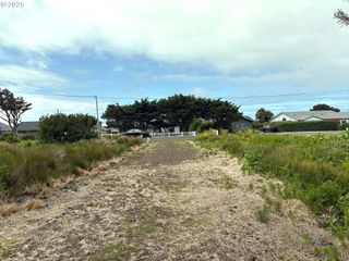TL 6100 Driftwood Ln, Yachats, OR 97498
