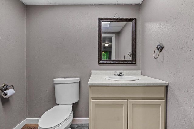 S87W28270 Lookout LANE, Mukwonago, WI 53149
