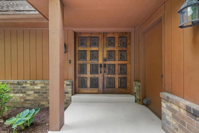 S87W28270 Lookout LANE, Mukwonago, WI 53149