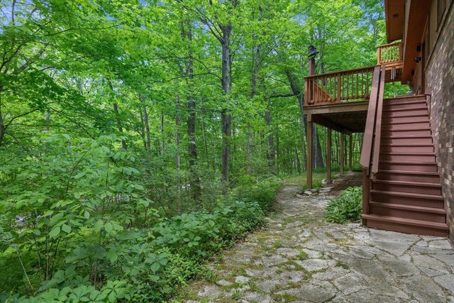 S87W28270 Lookout LANE, Mukwonago, WI 53149