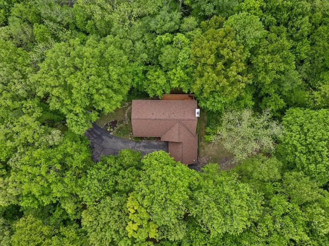 S87W28270 Lookout LANE, Mukwonago, WI 53149