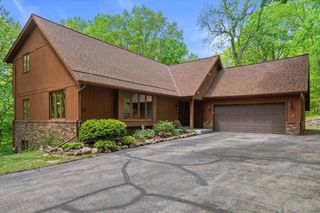 S87W28270 Lookout LANE, Mukwonago, WI 53149