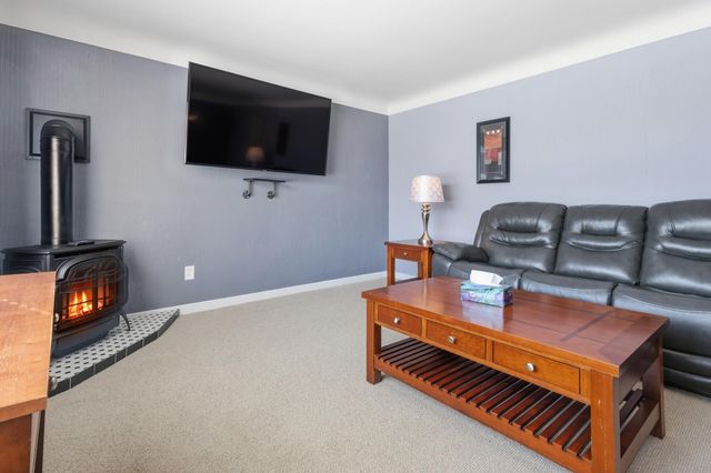 631 21st Avenue N, South Saint Paul, MN 55075