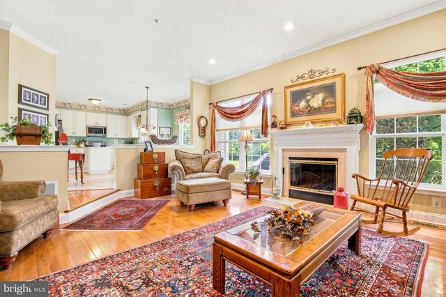 304 ALEXANDER CT, Chalfont, PA 18914