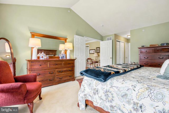 304 ALEXANDER CT, Chalfont, PA 18914