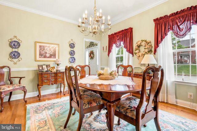 304 ALEXANDER CT, Chalfont, PA 18914