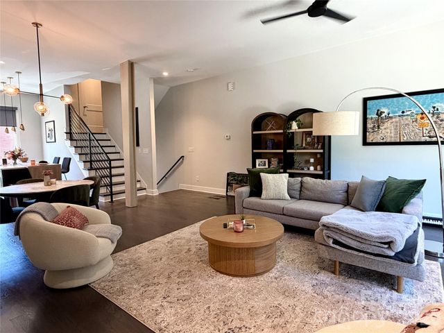 1070 Kenilworth Avenue, Charlotte, NC 28204