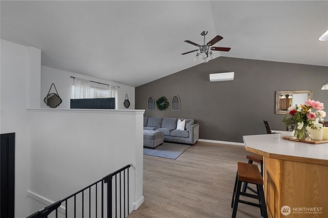 721 W Sunset Court, Shelton, WA 98584