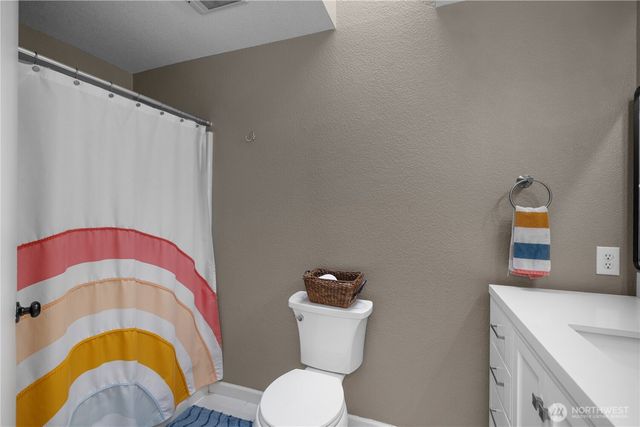 721 W Sunset Court, Shelton, WA 98584