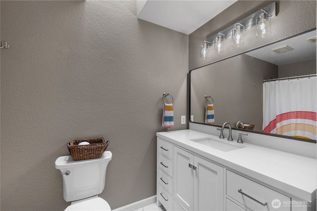 721 W Sunset Court, Shelton, WA 98584
