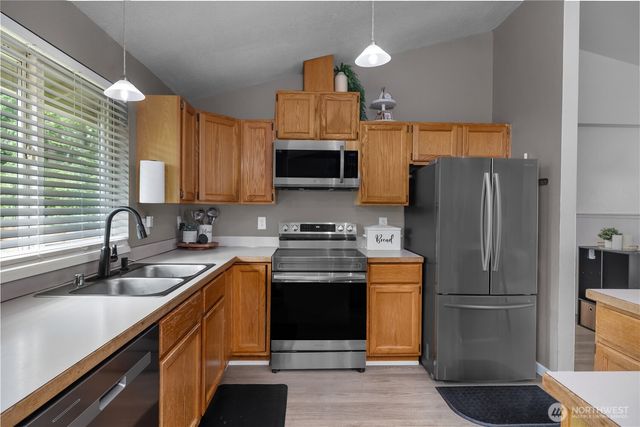 721 W Sunset Court, Shelton, WA 98584