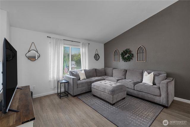721 W Sunset Court, Shelton, WA 98584