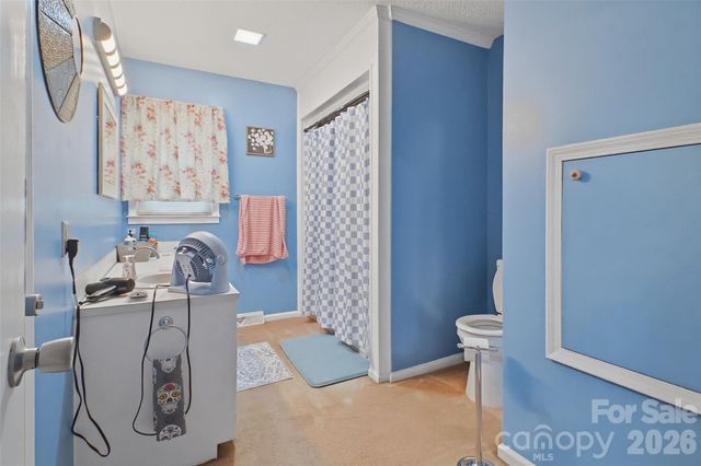 112 Annadelle Avenue, Bessemer City, NC 28016