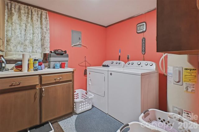 112 Annadelle Avenue, Bessemer City, NC 28016