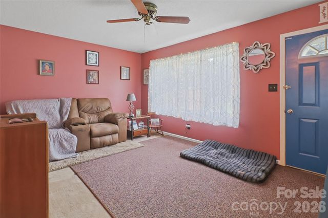 112 Annadelle Avenue, Bessemer City, NC 28016