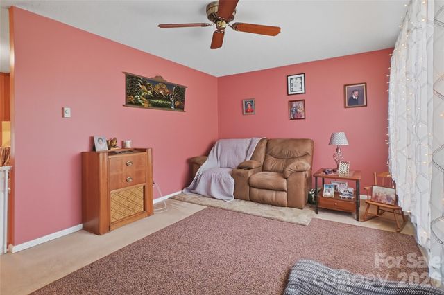 112 Annadelle Avenue, Bessemer City, NC 28016